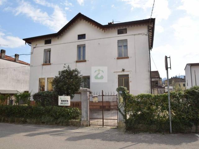 Villa in vendita a Schio VI