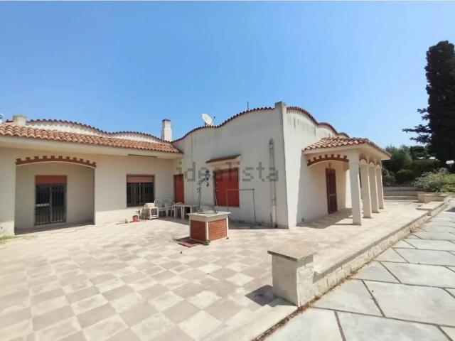 Villa in vendita a Scicli, Scicli