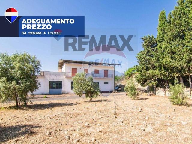 Villa in vendita a Scordia
