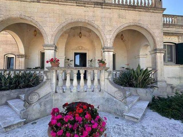 Villa in vendita a Scorrano LE
