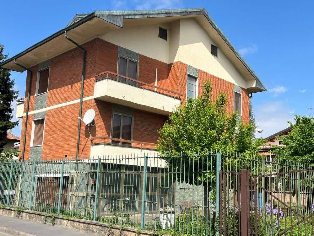 Villa in vendita a Settimo Milanese MI