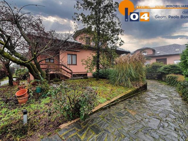 Villa in vendita a Seveso MB