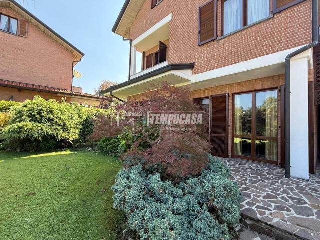 Villa in vendita a Seveso MB