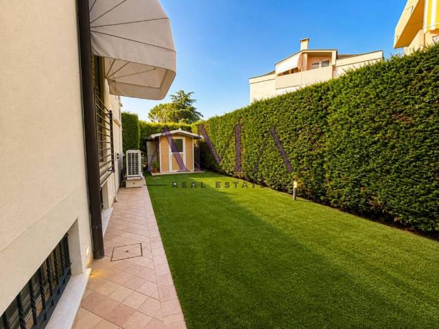 Villa in vendita a Selvazzano Dentro PD