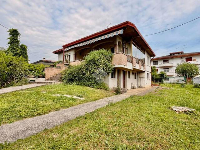 Villa in vendita a Selvazzano Dentro PD