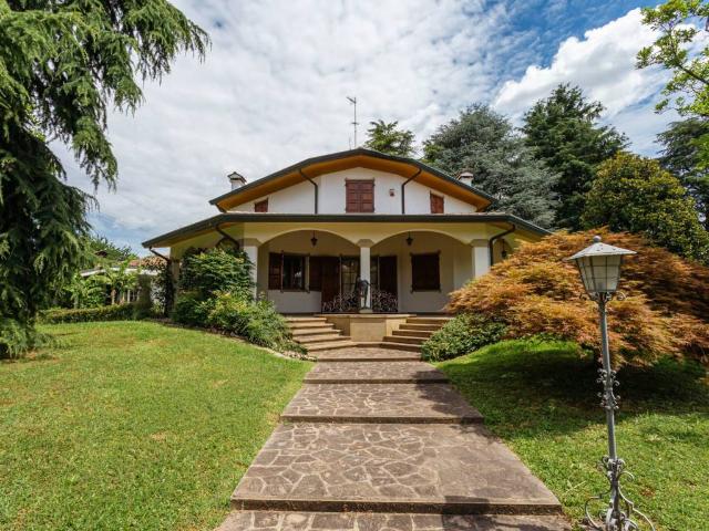 Villa in vendita a Selvazzano Dentro PD