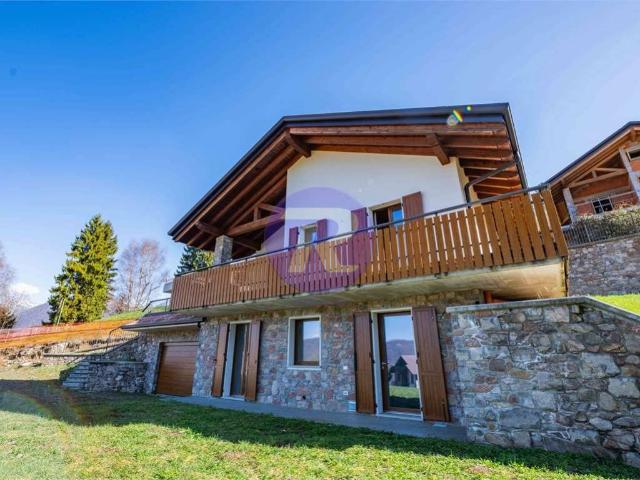 Villa in vendita a Selvino BG