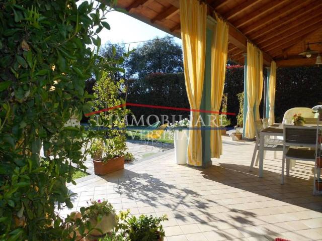 Villa in vendita a Seravezza LU