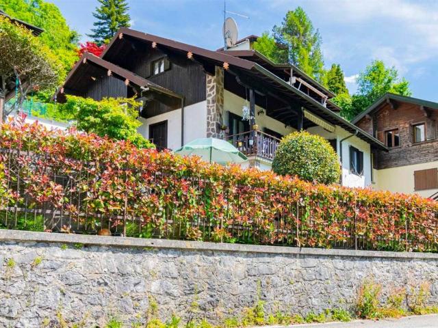 Villa in vendita a Serina BG