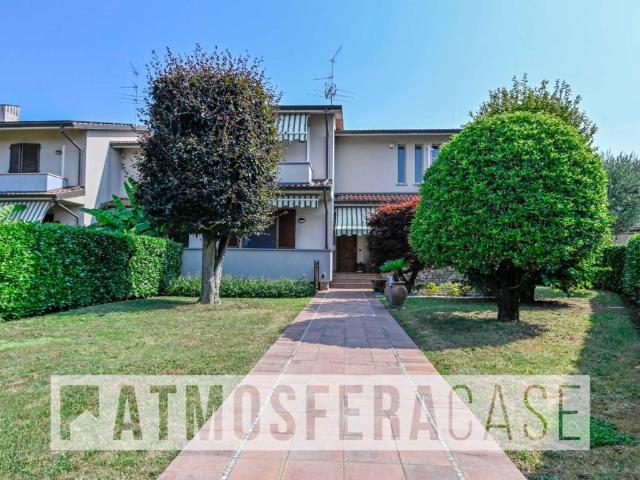 Villa in vendita a Seriate BG