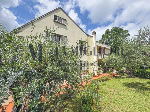 Villa in vendita a Serravalle Pistoiese PT