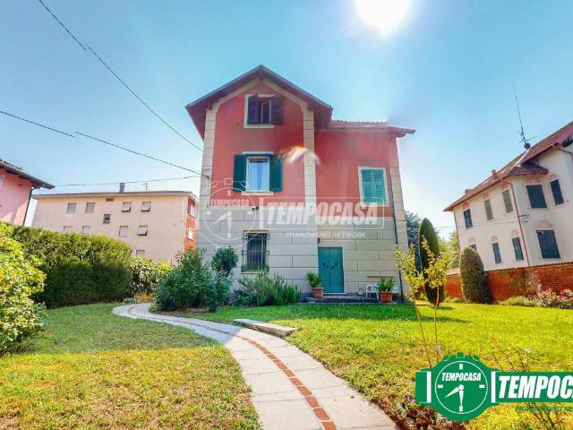 Villa in vendita a Serravalle Scrivia AL
