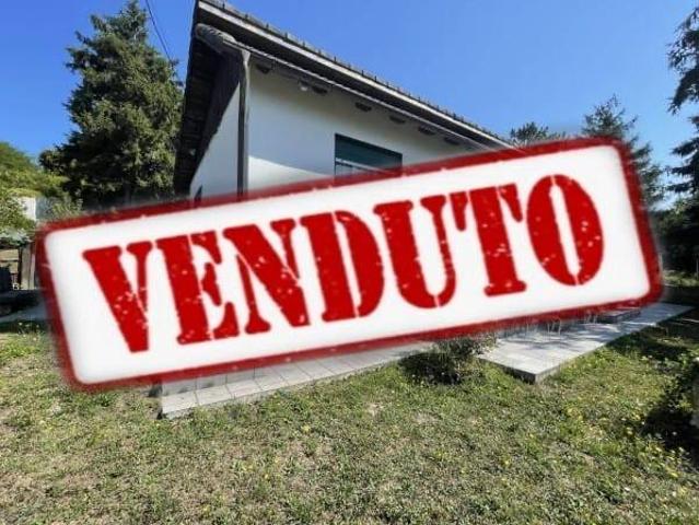 Villa in vendita a Serra Riccò GE