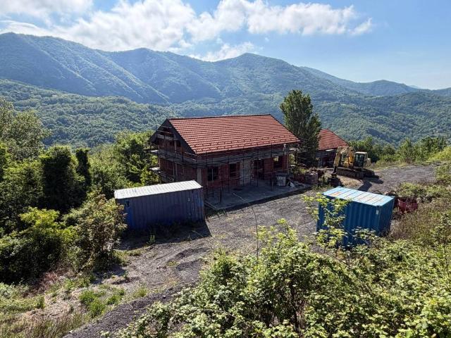 Villa in vendita a Serra Riccò GE