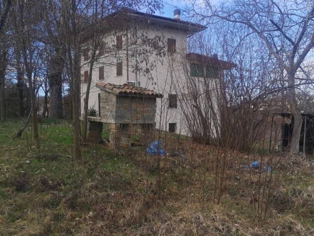 Villa in vendita a Serramazzoni MO