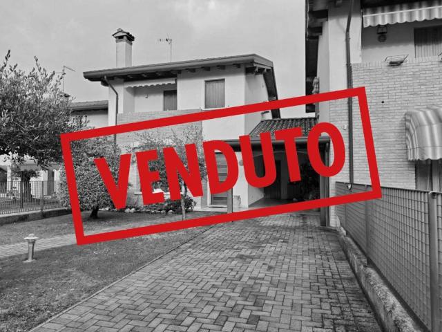 Villa in vendita a Sesto al Reghena PN