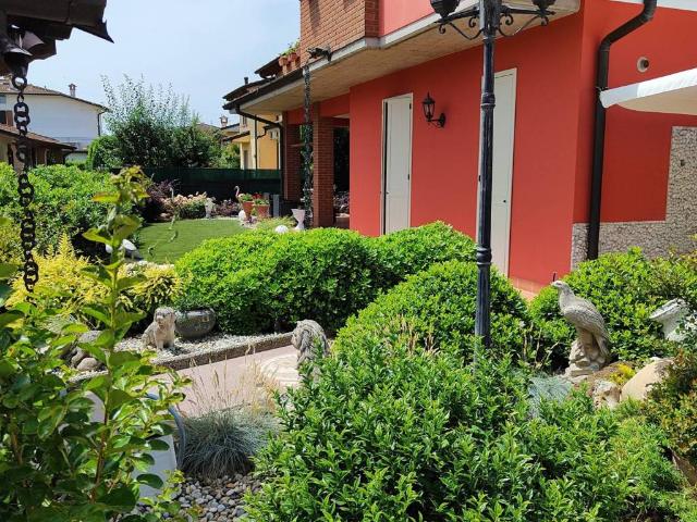 Villa in vendita a Sesto ed Uniti CR