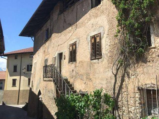 Villa in vendita a Sfruz TN
