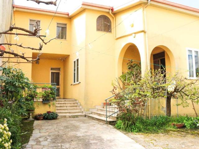 Villa in vendita a Siurgus Donigala SU