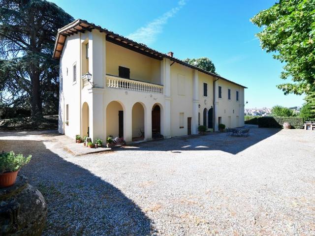 Villa in vendita a Siena