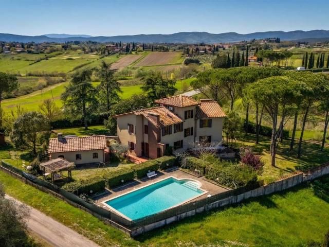 Villa in vendita a Siena SI