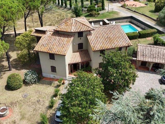 Villa in vendita a Siena SI