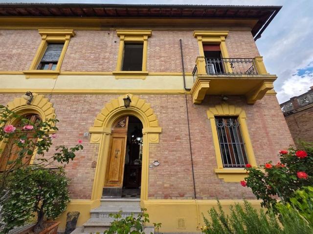 Villa in vendita a Siena SI