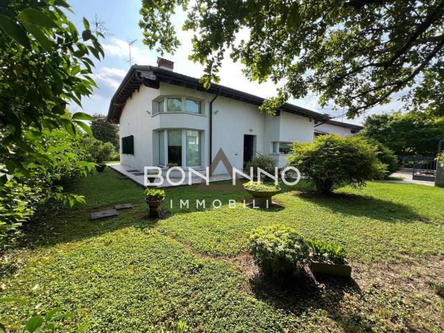 Villa in vendita a Silea