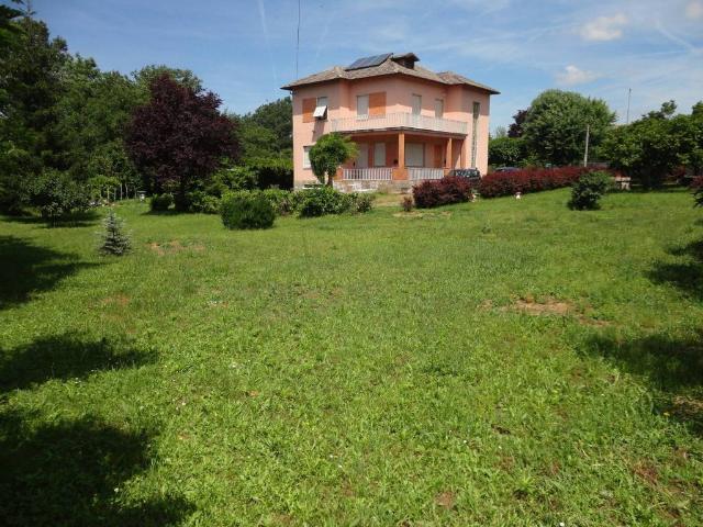 Villa in vendita a Silvano d'Orba AL