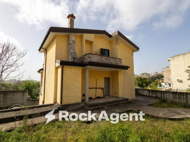 Villa in vendita a Simeri Crichi CZ