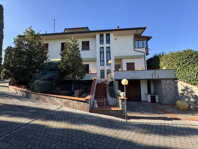 Villa in vendita a Sinalunga SI