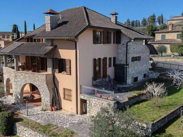 Villa in vendita a Sinalunga SI