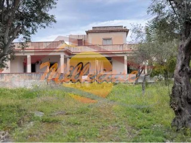 Villa in vendita a Siracusa