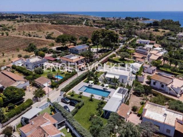 Villa in vendita a Siracusa