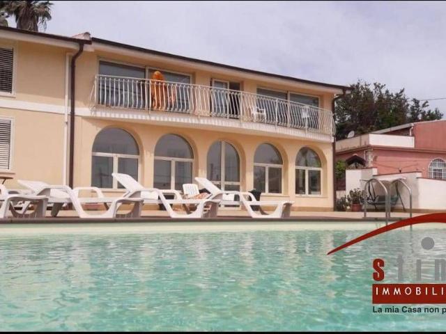 Villa in vendita a Siracusa