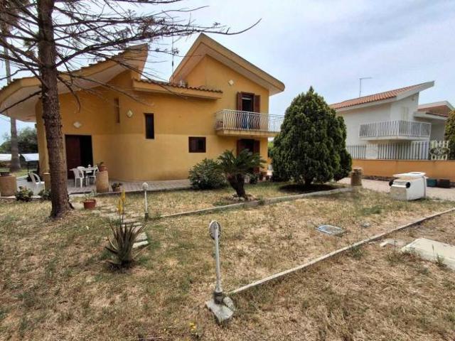 Villa in vendita a Siracusa