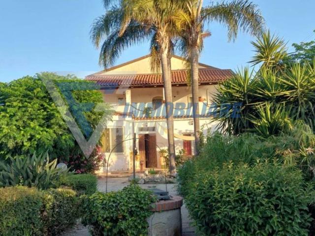 Villa in vendita a Siracusa SR