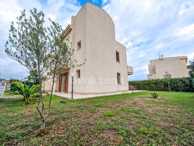Villa in vendita a Siracusa SR