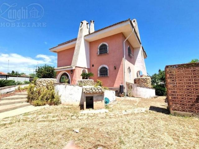 Villa in vendita a Siracusa SR