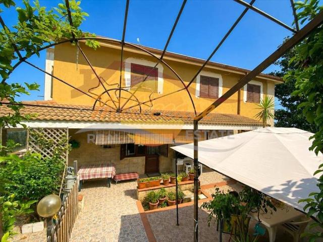 Villa in vendita a Siracusa SR