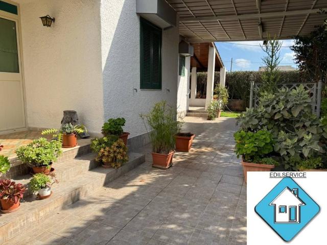 Villa in vendita a Siracusa SR
