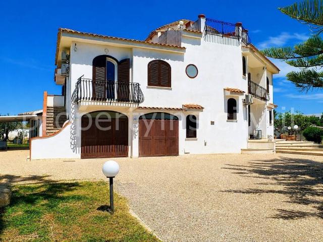 Villa in vendita a Siracusa SR