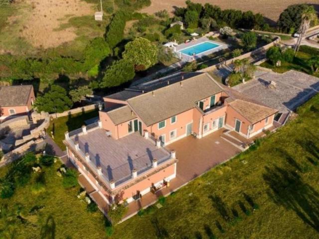 Villa in vendita a Siracusa SR