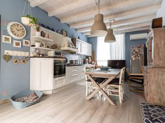 Villa in vendita a Siracusa SR