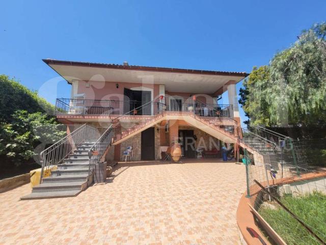 Villa in vendita a Siracusa SR