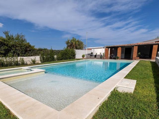 Villa in vendita a Siracusa SR