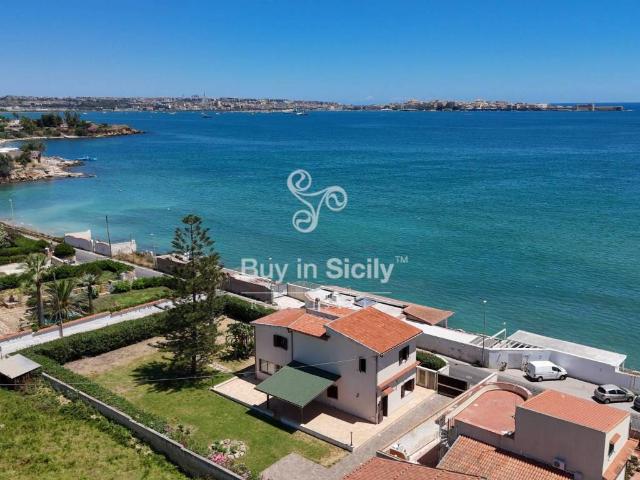 Villa in vendita a Siracusa SR