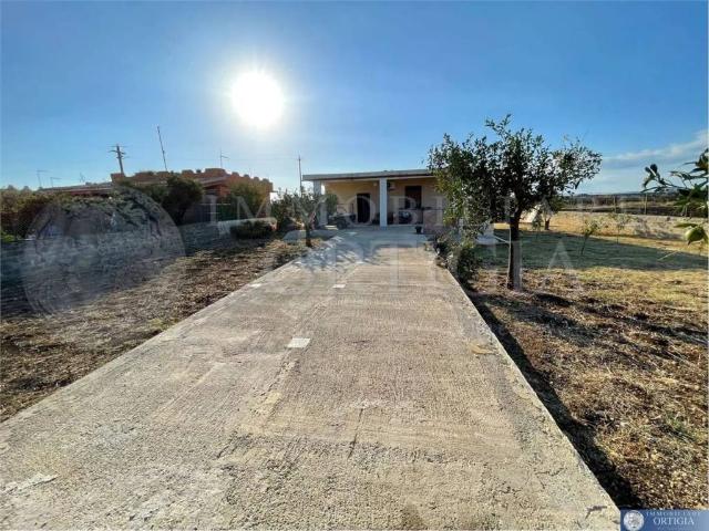 Villa in vendita a Siracusa SR