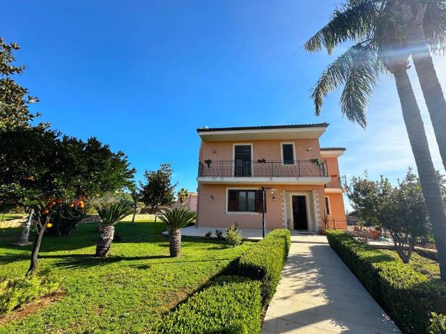 Villa in vendita a Siracusa SR