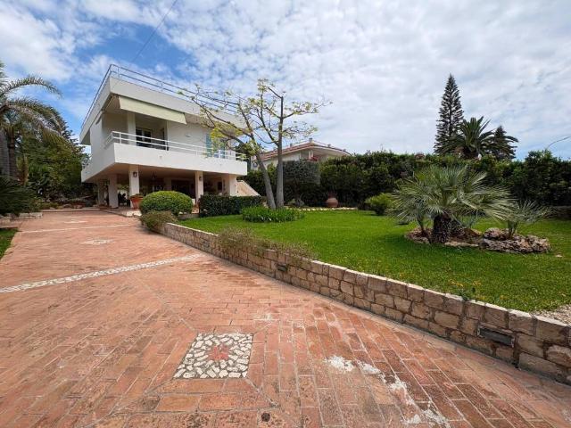 Villa in vendita a Siracusa SR